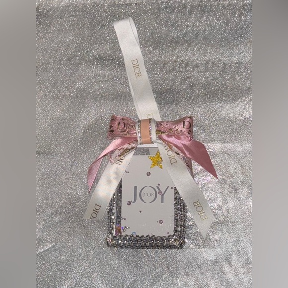 DIOR beauty playing card / ornament 6♦️ - Picture 2 of 6